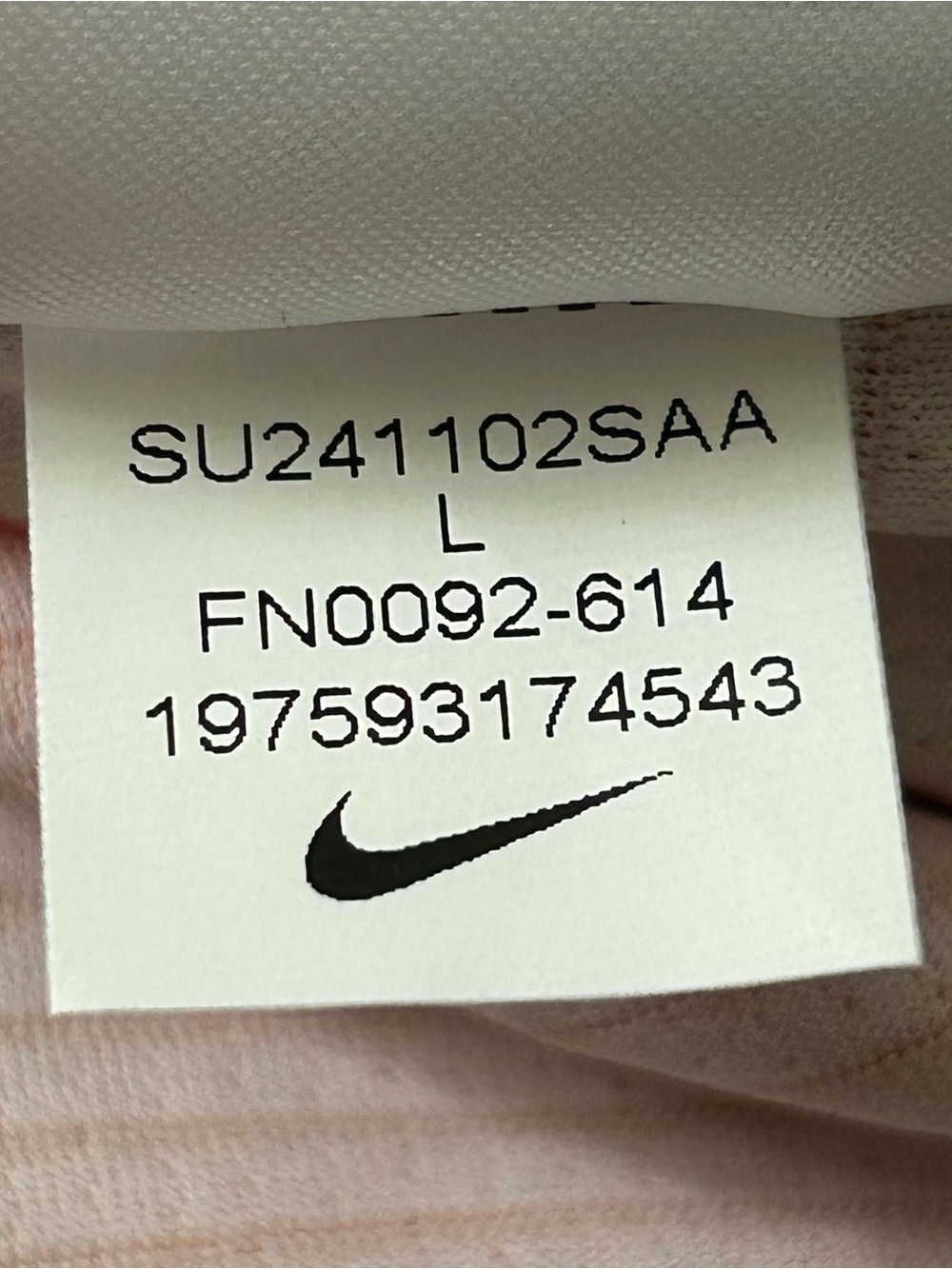 Nike Womens BTC 2024 Dri-FIT Pro Elite Running Shirt Size Large FN0092-614 - Picture 4 of 7
